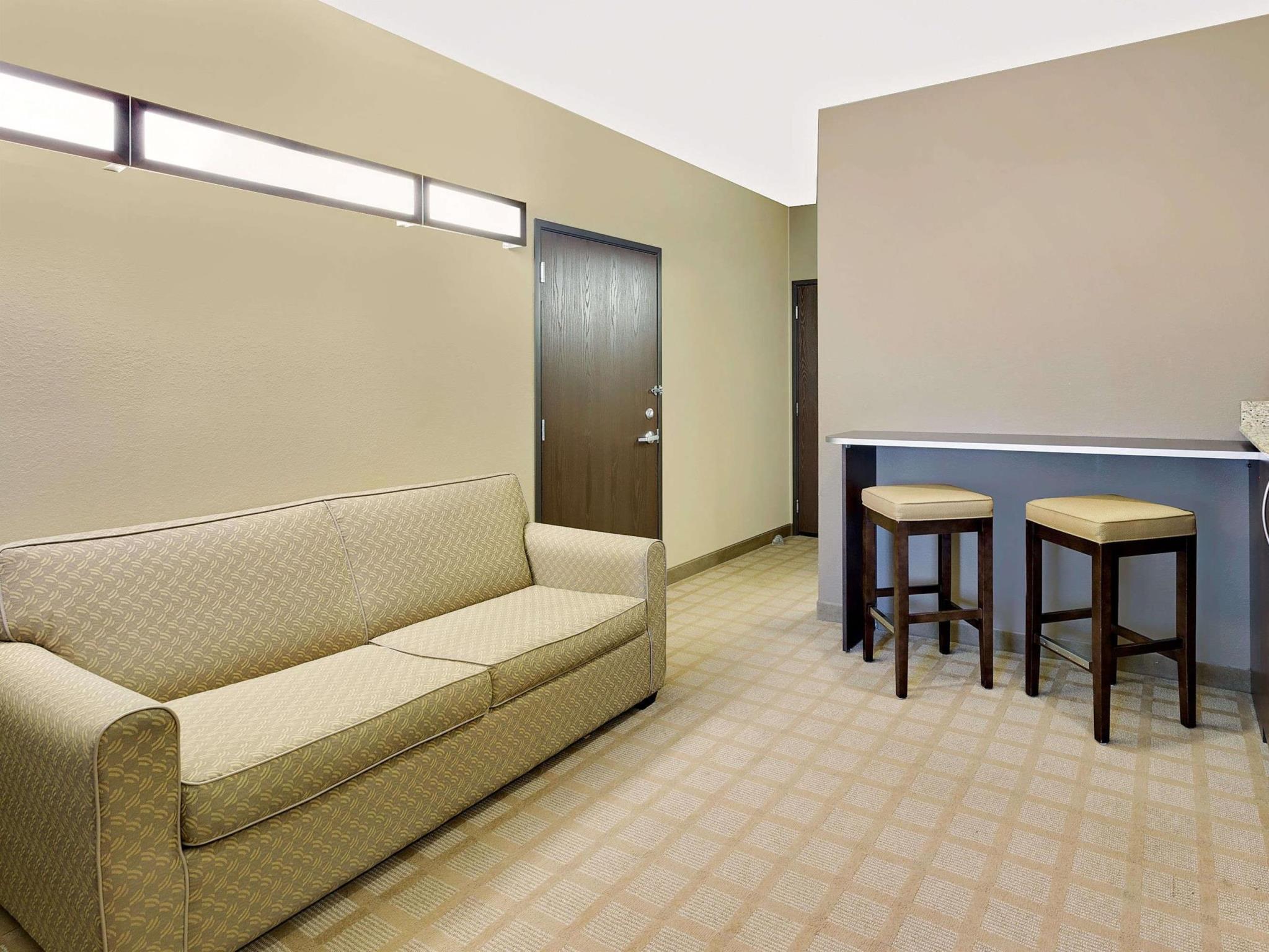 Microtel Inn & Suites By Wyndham Прейри-дю-Чиен Экстерьер фото